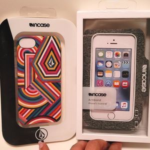 NIB-2pc. Iphone 5 Cellphone Case and Arm Band bundle